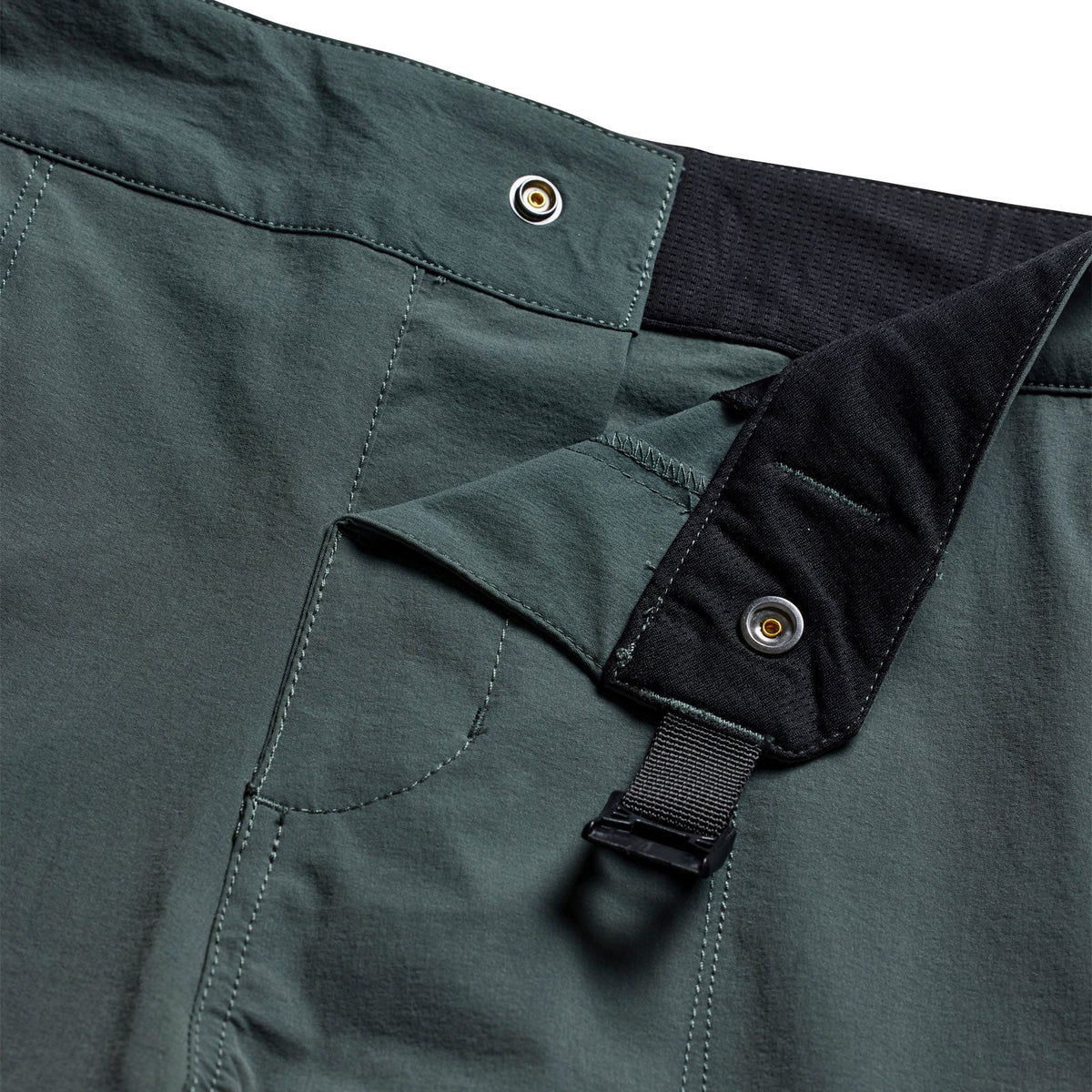 Skyline Trail Short Shell Mono Dark Forest