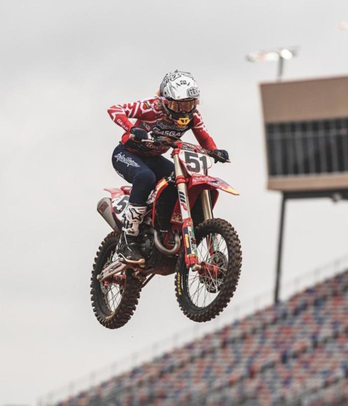 BARCIA RALLIES THROUGH A TOUGH NIGHT TO CAPTURE A TOP-10 IN ATLANTA