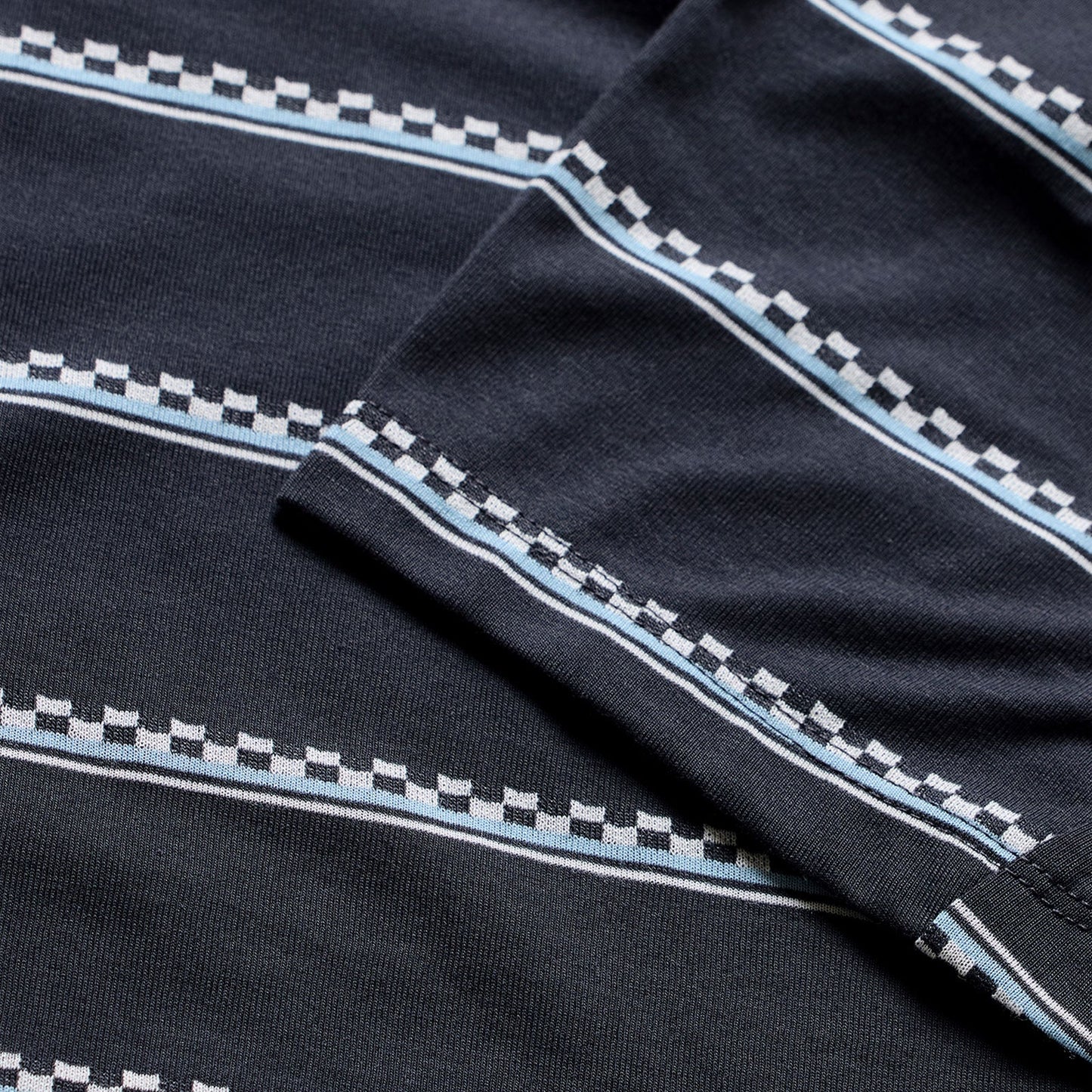 Skyline Ride SS Tee Checked Out Carbon