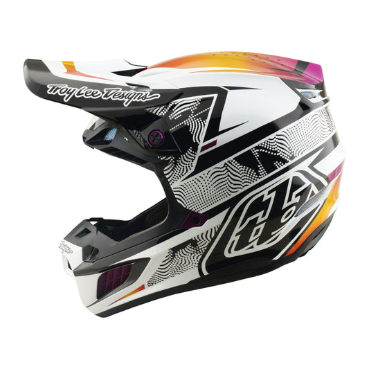 SE5 Composite Helmet W/MIPS Lined up Black