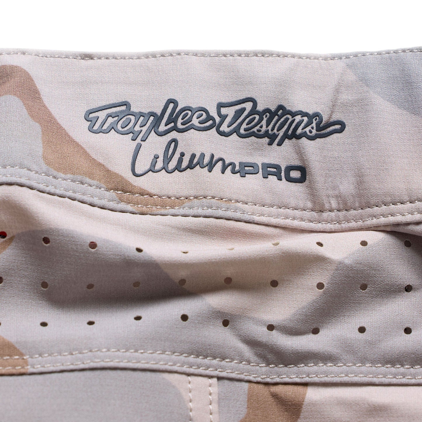 Womens Lilium Pro Short Shell Flow Camo Pumice