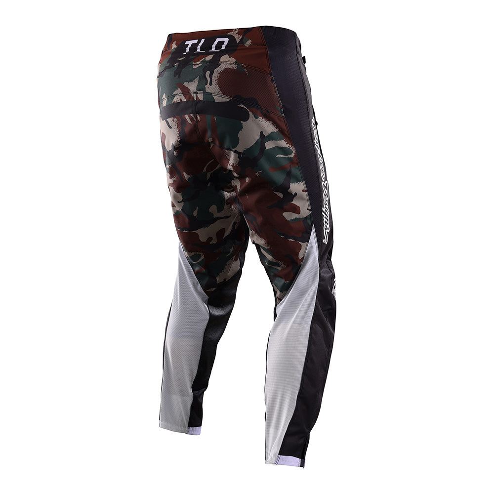 Vanquish camo joggers discount